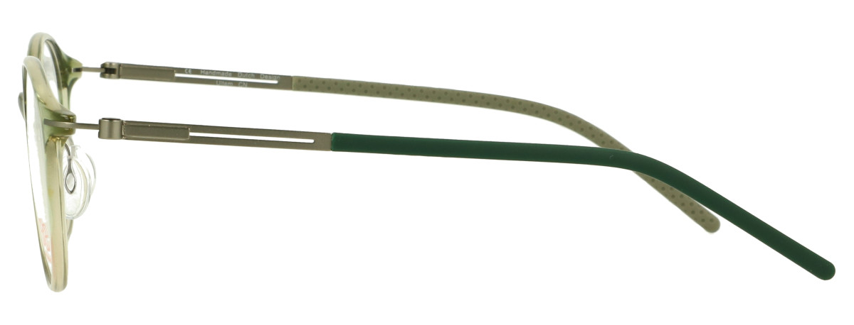 C02